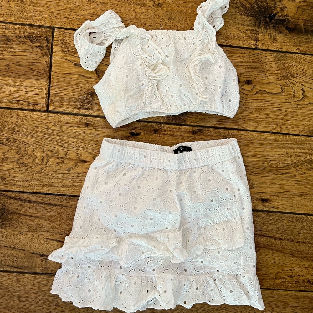7 For All Mankind white ruffle skirt set